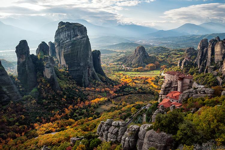 یونان.راهنمای سفر به یونان.سفر ارزان به یونان.سفر ارزان.تور.تور ارزان.گردشگری.جهانگردی ارزان.تور از اصفهان.تور شاد.گردگشری.طبیعت گردی.کوچ سرفینگ.couch surfing