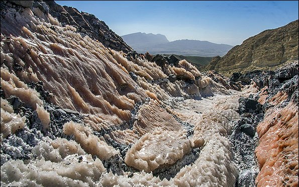 .جاشک.گنبد نمکی. بازدید از گنبد نمکی جاشک (خورموج) و آثار دیدنی بوشهر و سواحل خلیج فارس.بوشهر.تور.تور از اصفهان.تور ارزان.تور شاد.